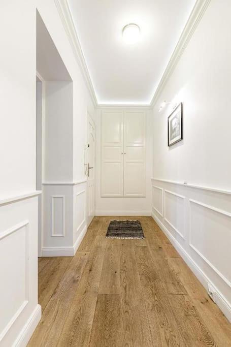 Central Wroclaw Apartment - City Center - Bright And Cozy - U11 المظهر الخارجي الصورة